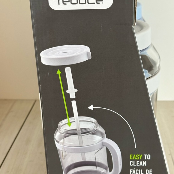 Waterday 2-Piece Set - Blue and White/clear 80 ounce, 2.36 liters water bottles - Picture 5 of 9